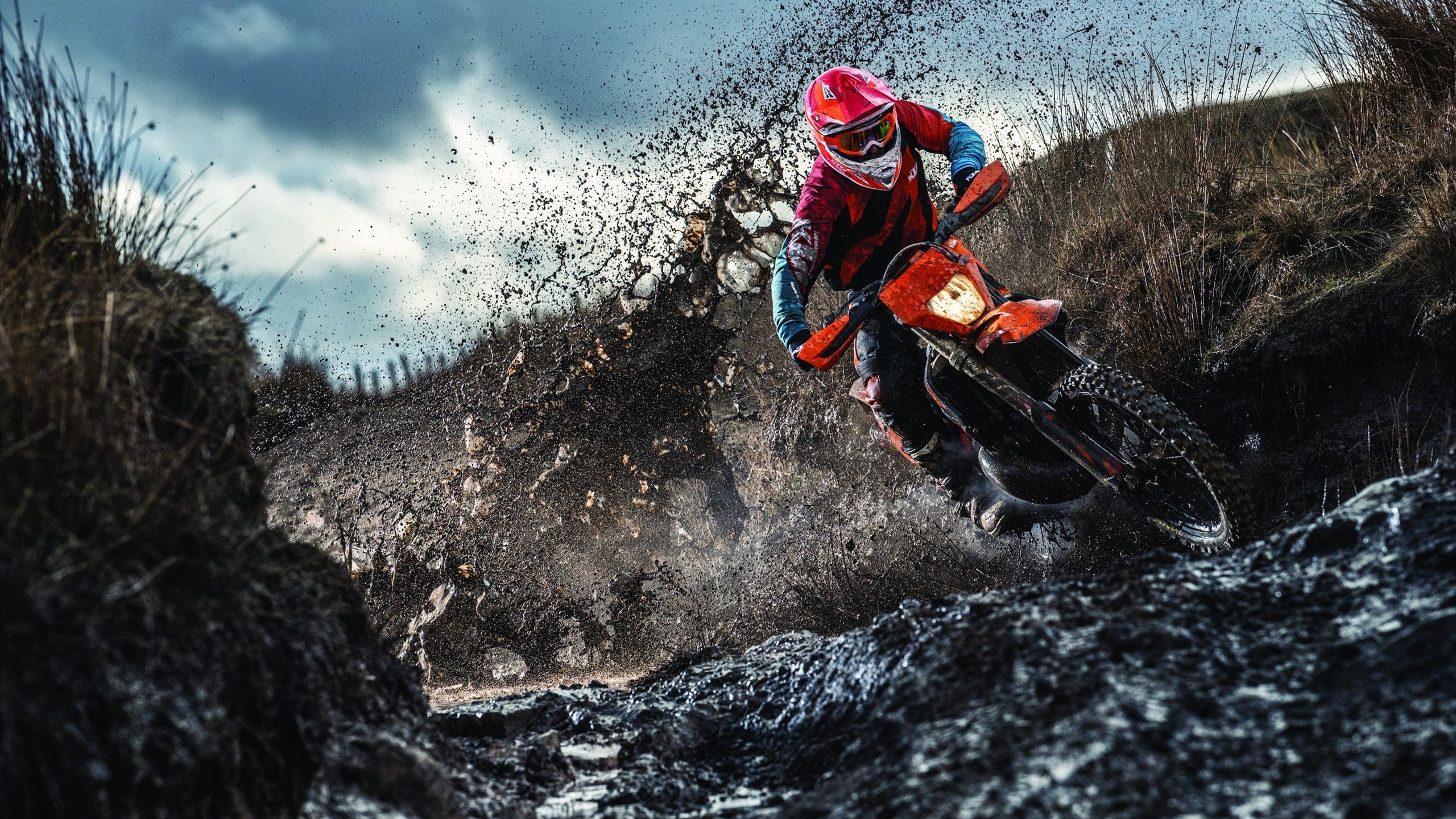 逆转与新生，AC米兰的坚韧与萨内的纪录之夜